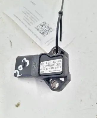 Volkswagen Golf VI Air pressure sensor 038906051C 0281002401