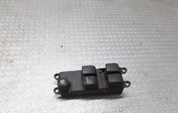 Nissan Primera Electric window control switch