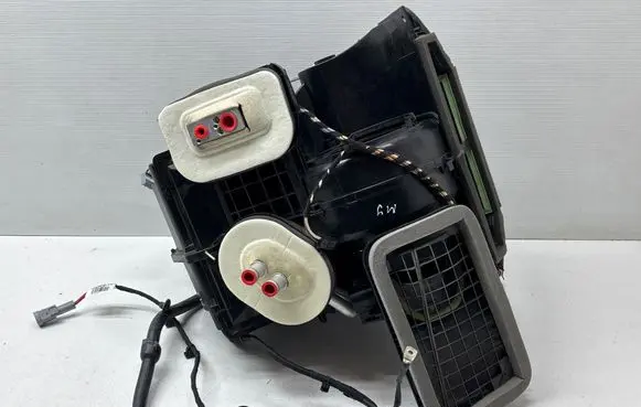 Renault Megane IV Interior heater climate box assembly 272700642R MT902521 C1311941A