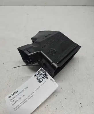 Audi Q7 4L Cabin air duct channel 7L0819354