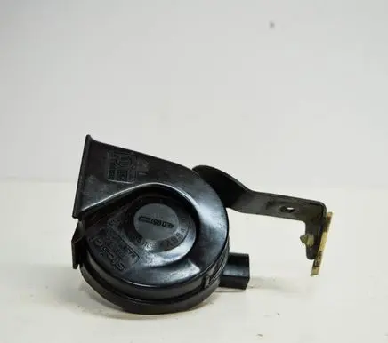 Audi A8 S8 D3 4E Horn signal 4E0951185 4E0951223