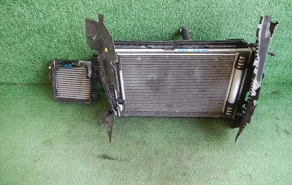 Citroen DS7 Crossback Radiator set 