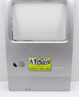 Isuzu N Series Rear door