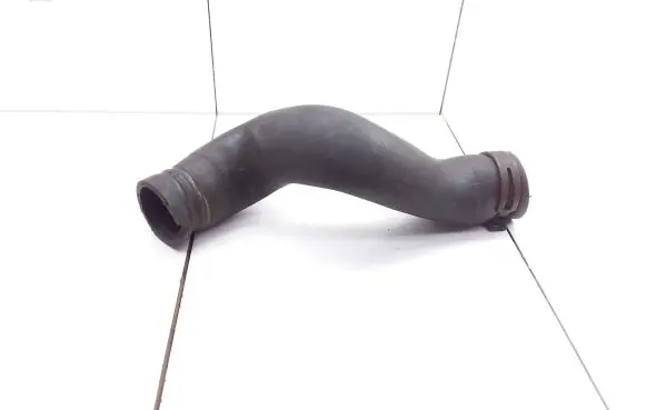 Opel Zafira B Engine coolant pipe/hose 13117573 643293970
