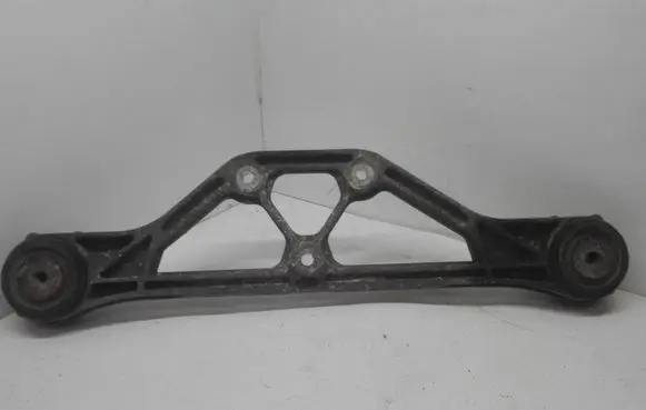 Audi A8 S8 D3 4E Rear differential/diff mount bracket 4E0599285A