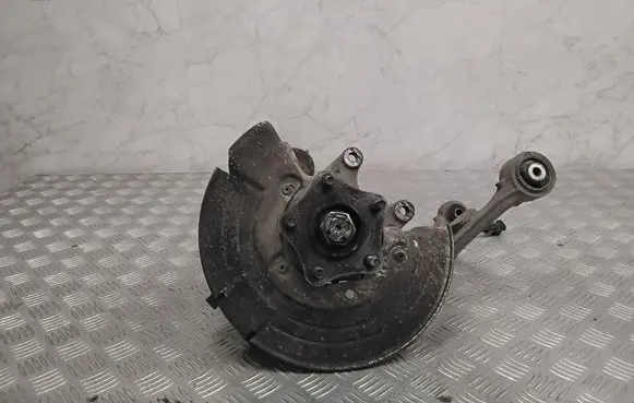 Jaguar XF X250 Rear wheel hub
