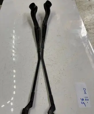 Ford Transit Custom Front wiper blade arm W000035490