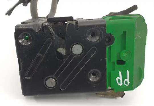 Volvo XC90 Front door lock