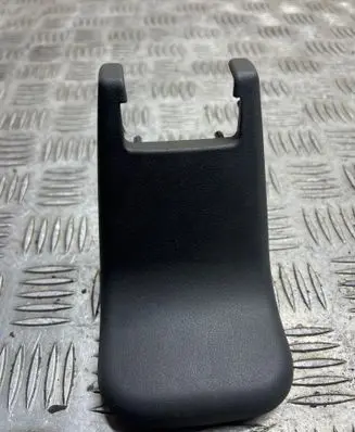 Toyota Land Cruiser (J120) Front passenger seat rail trim 7213760110