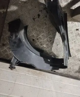 Mercedes-Benz ML W164 Side radiator support slam panel 