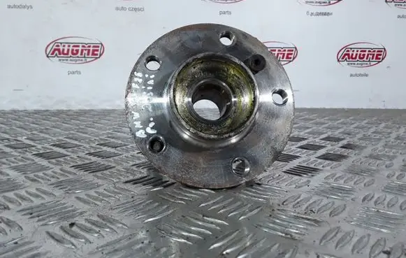 BMW X3 F25 Front wheel hub
