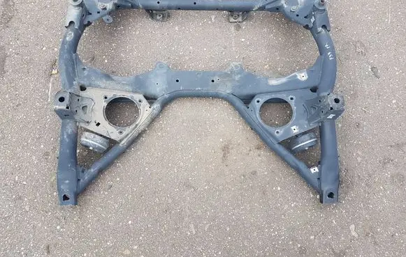 BMW 4 F32 F33 Front subframe 6872119