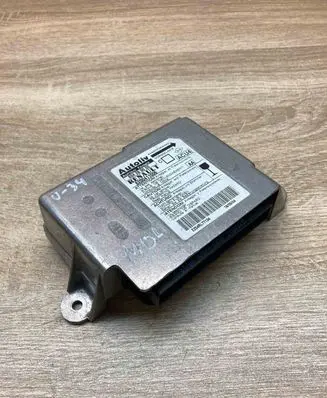 Renault Megane II Airbag control unit/module 8200411006 604289900
