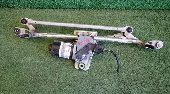 MG HS Front wiper linkage and motor 