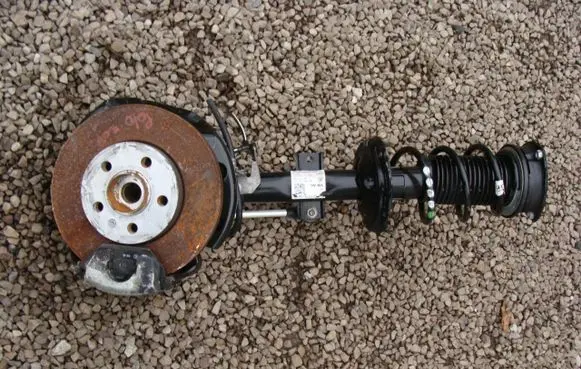 Volkswagen Polo VI Front wheel hub spindle knuckle