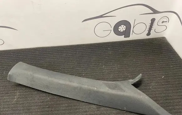 Audi Q3 F3 (A) pillar trim 83F867234