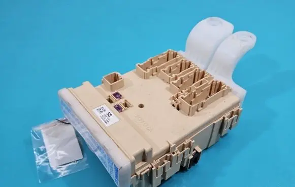 Toyota Auris E180 Fuse box set 89221-02480 IMPRK1440620