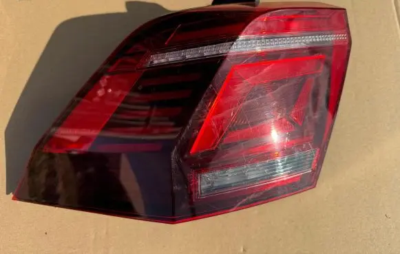 Volkswagen Tiguan Rear/tail lights 5NA945207J