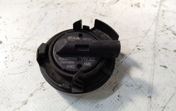 Volkswagen Golf VII Airbag deployment crash/impact sensor 5Q0959354