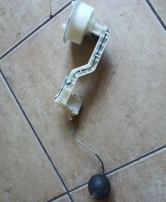 Fuel level sensor