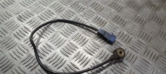 Audi A4 S4 B5 8D Detonation knock sensor 054905377g 5wm1512