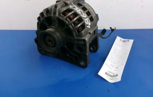 Skoda Fabia Mk1 (6Y) Generator/alternator 03D903025H