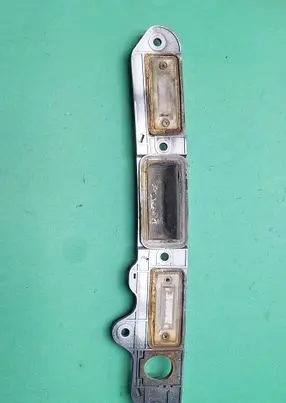 Volkswagen Jetta V Tailgate opening switch 