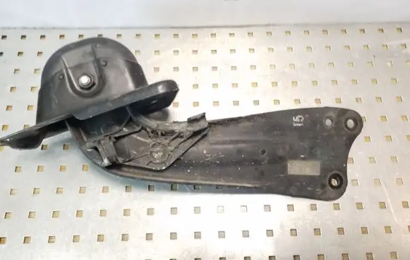 Skoda Octavia Mk2 (1Z) Rear control arm 1K0505226H