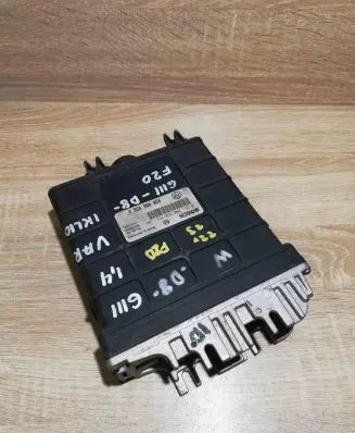 Volkswagen Golf III Engine control unit/module ECU 030906026K 0261200750