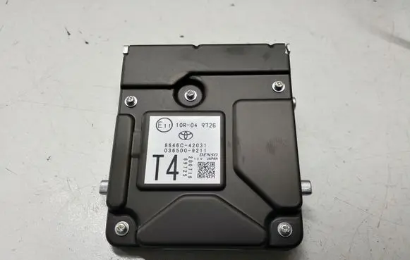 Toyota RAV 4 (XA50) Windshield/windscreen camera 8646C42031