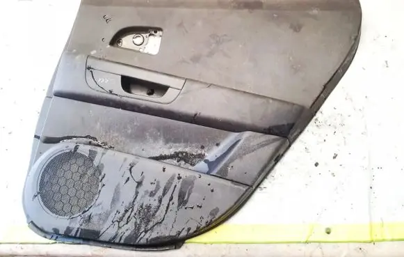 BMW 1 E81 E87 Rear door card panel trim 833201h000 83320-1h000