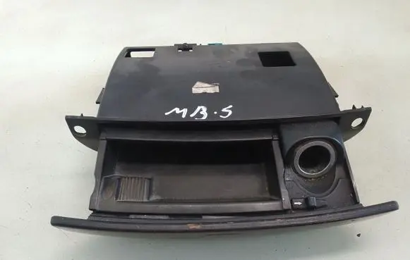 Mercedes-Benz S W220 Car ashtray A2206800252