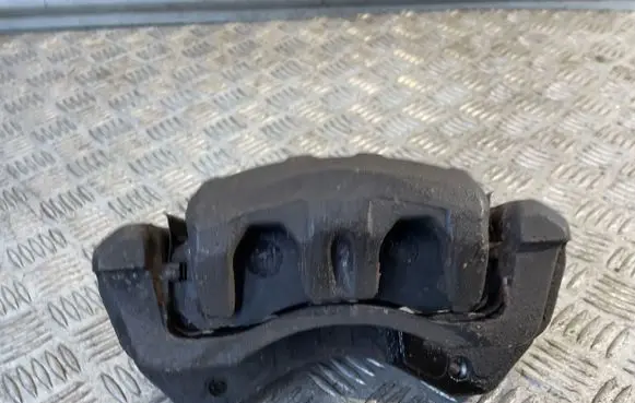 Citroen C-Crosser Front brake caliper