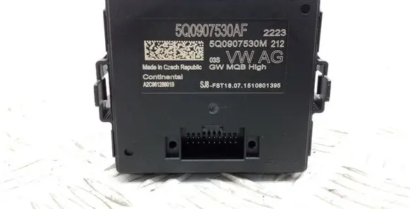 Skoda Superb B8 (3V) Gateway control module 5Q0907530AF 5Q0907530M