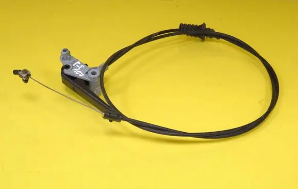 Peugeot 107 Engine bonnet/hood lock release cable 