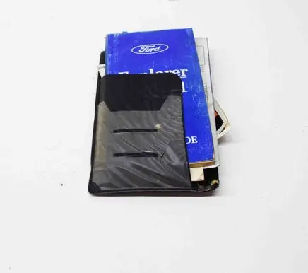 Ford Explorer User manual 