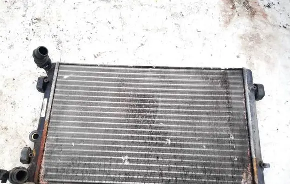 Skoda Octavia Mk1 (1U) Coolant radiator 1j0121253n