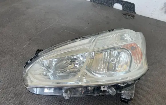 Peugeot 208 I Headlight/headlamp 9802221880