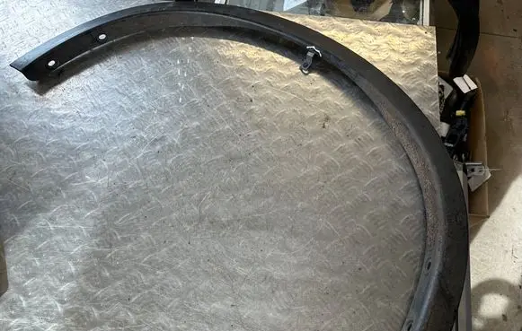 Nissan X-Trail T32 Front arch trim 638614CF0A