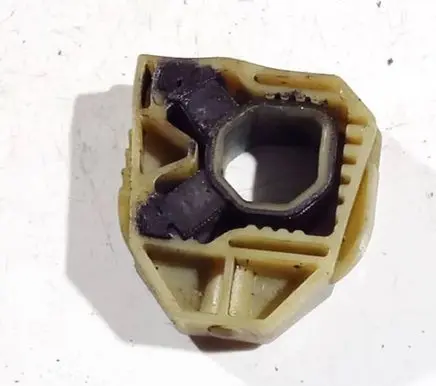 Volkswagen PASSAT B6 Radiator mount bracket 1k0121307