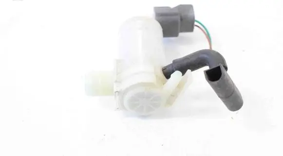 Subaru Outback (BS) Windscreen/windshield washer pump