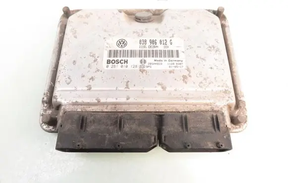 Skoda Octavia Mk1 (1U) Engine control unit/module 0281010128 038906012G