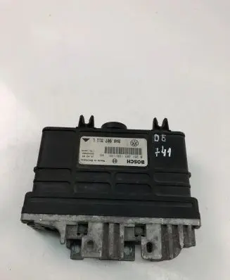 Volkswagen PASSAT B5 Engine control unit/module ECU 8A0907311L 0261203188
