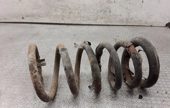 Volvo XC90 Rear coil spring