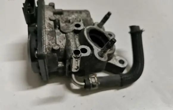 Subaru Legacy EGR valve 1501000052
