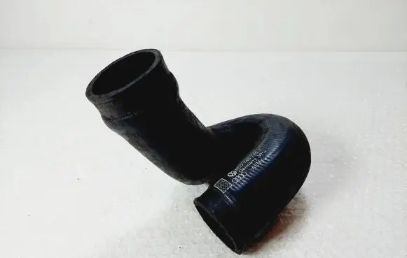 Audi A4 S4 B6 8E 8H Intercooler hose/pipe 8E0145746F