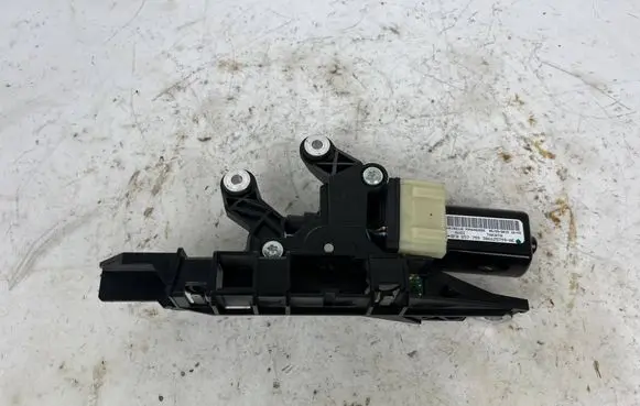 Audi S5 Facelift Seat belt adjustment motor 8F0857759