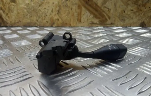 Mercedes-Benz S W221 Steering wheel adjustment handle/lever A1715402945