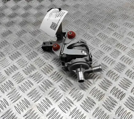 Audi E-tron GT Electric auxiliary coolant/water pump 9J1965567F