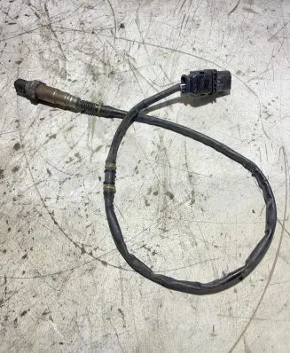 Volkswagen Transporter - Caravelle T5 Lambda probe sensor 070906262 0281004058